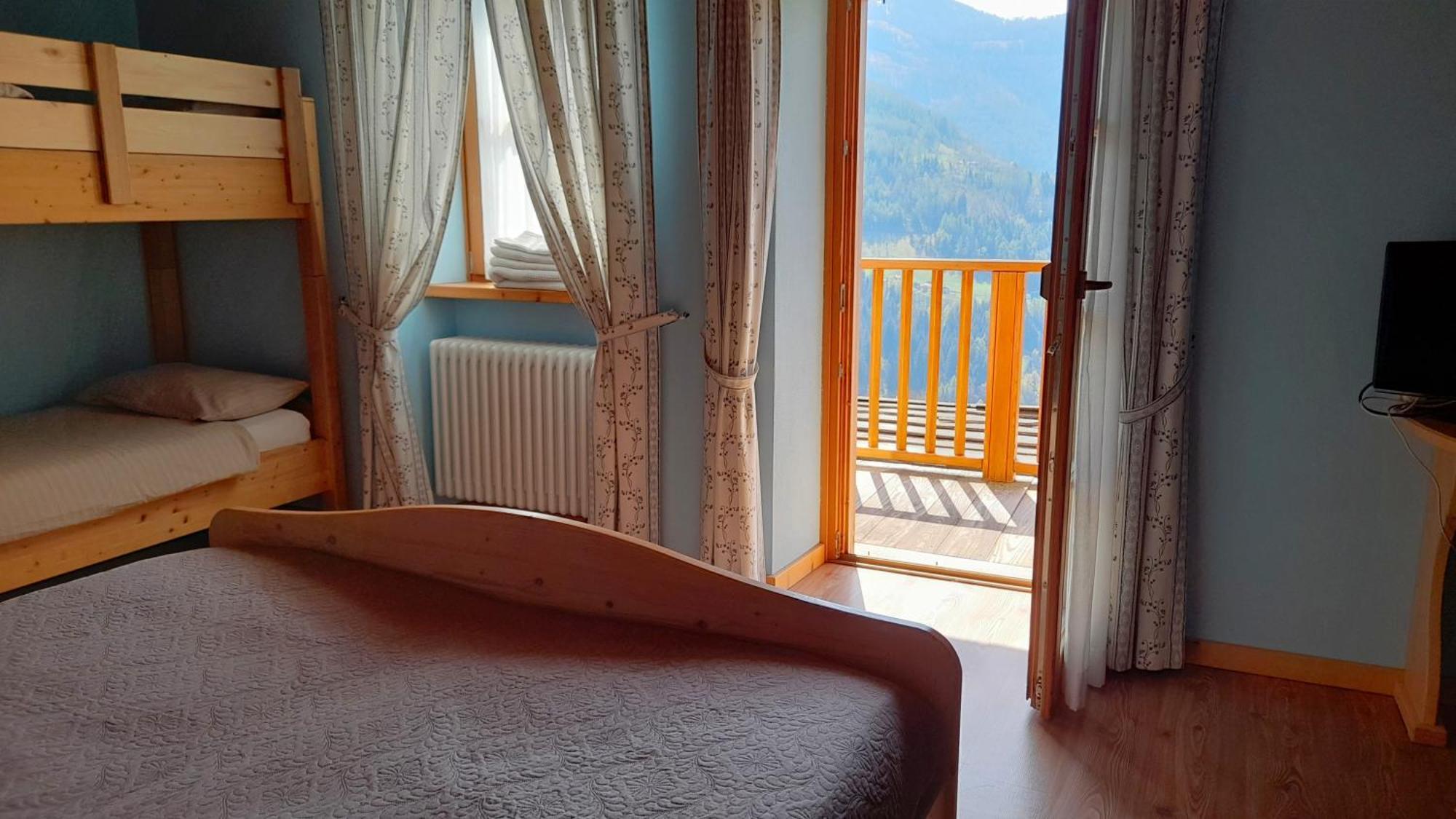 B&B Chalet Dolomiti Sant'Orsola Exteriör bild